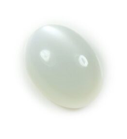white moonstone benefits