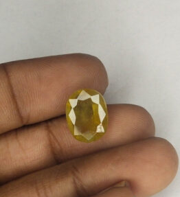 yellow sapphire  6.6 Carat  Certified