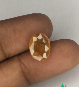 pukhraj gemstone 4.2 Carat  Certified Natural    Loose Yellow Saaphire Pukhraj