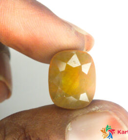 kanakapushyaragam Gemstone  certified Loose 11.5 Carat oval Shape