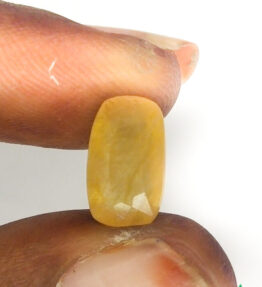 kanaka pushya stone  pukhraj Certified Loose Gemstone  3.15 Carat emerald Shape